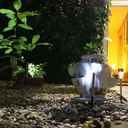 Val & Mar زادار