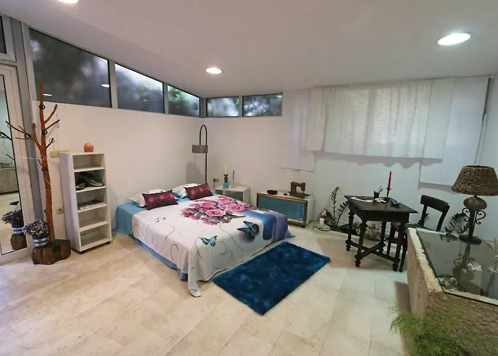 Val & Mar زادار